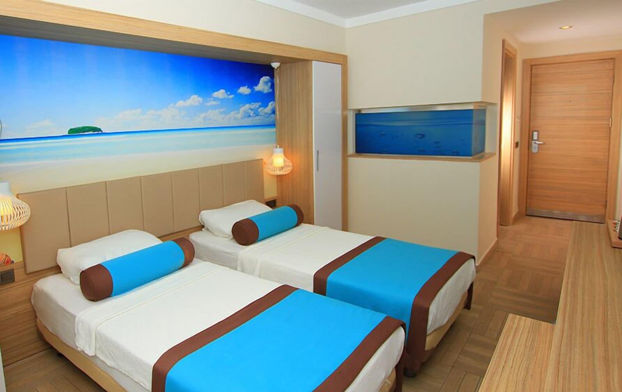 מלון מרמריס Blue Bay Platinum מראה חיצוני תמונה